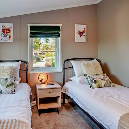 Lodge 2 Bed In Keswick Oc-95813